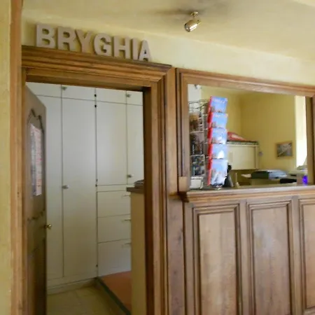 Отель Bryghia
